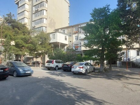 2-room old-build apartment for rent in Gənclik, 44 m², 600 AZN/mo, photo 2 / 10