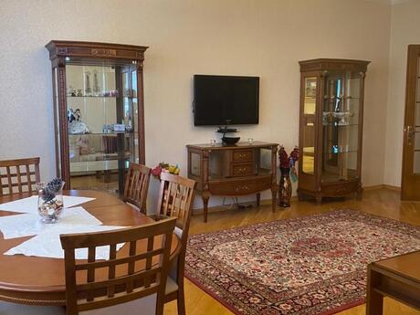 4-room new-build apartment for rent in Nizami, 150 m², 1 900 AZN/mo, photo 2 / 12