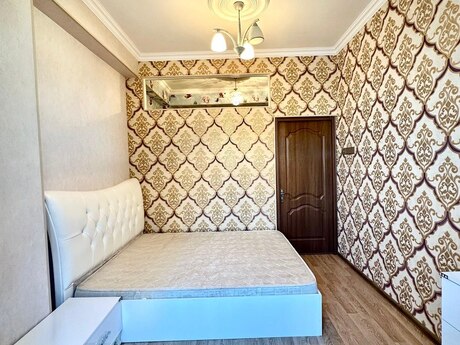 3-room new-build apartment for rent in Triumph Palace, 58 m², 750 AZN/mo, photo 4 / 12