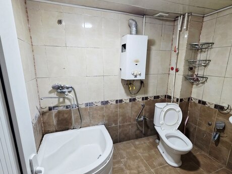 2-room old-build apartment for rent in Memar Əcəmi, 50 m², 430 AZN/mo, photo 5 / 10