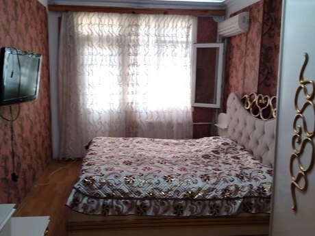 4-room old-build apartment for sale in Həzi Aslanov, 100 m², 215 000 AZN, photo 2 / 12