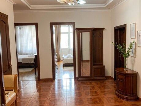 3-room new-build apartment for rent in Nizami, 140 m², 1 000 AZN/mo, photo 4 / 11
