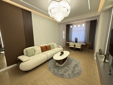East Park kompleksində 4 otaqlı yeni tikili mənzil satılır, 142 m², 580 000 AZN, şəkil 3 / 12