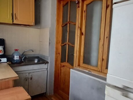 Продаётся 2-комнатная квартира в старом фонде, Memar Əcəmi, 30 м², 122 000 AZN, фото 5 / 7