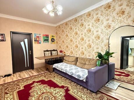 Продаётся 2-комнатная квартира в старом фонде, Memar Əcəmi, 55 м², 142 000 AZN, фото 2 / 9