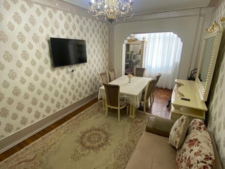 Продаётся 2-комнатная квартира в старом фонде, Nəsimi, 60 м², 185 000 AZN, фото 3 / 12