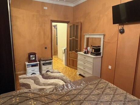 Продаётся 2-комнатная квартира в новостройке, Memar Əcəmi, 80 м², 230 000 AZN, фото 4 / 12