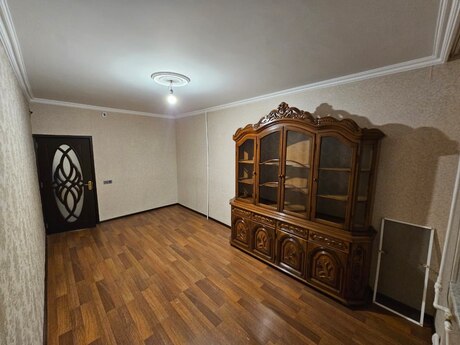 Yeni Günəşlidə 2 otaqlı köhnə tikili mənzil satılır, 55 m², 127 900 AZN, şəkil 4 / 12