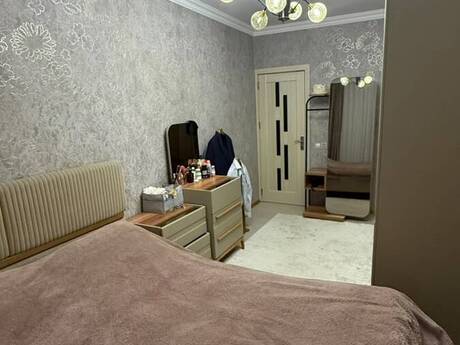 Продаётся 3-комнатная квартира в старом фонде, Gənclik, 75 м², 238 000 AZN, фото 2 / 12