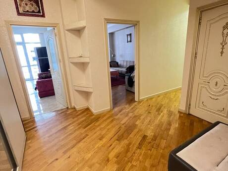 2-room new-build apartment for sale in Bakmil, 93 m², 263 000 AZN, photo 2 / 12
