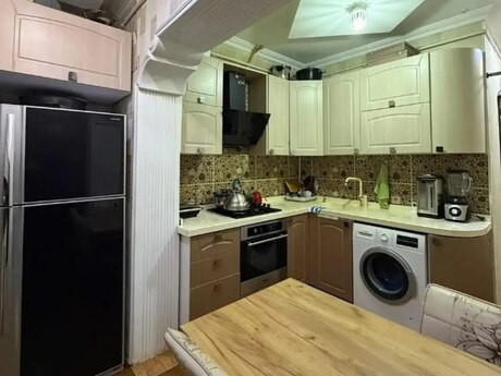 3-room old-build apartment for sale in Xalqlar Dostluğu, 85 m², 230 000 AZN, photo 4 / 9