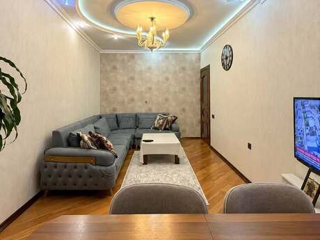 3-room old-build apartment for sale in Xalqlar Dostluğu, 85 m², 230 000 AZN, photo 2 / 12