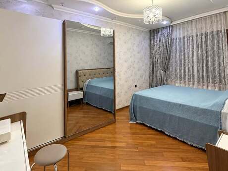 3-room old-build apartment for sale in Xalqlar Dostluğu, 85 m², 230 000 AZN, photo 3 / 12