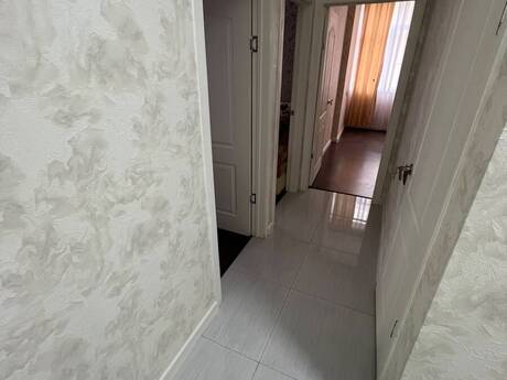 Qurtuluş 93 kompleksində 3 otaqlı yeni tikili mənzil satılır, 64 m², 100 000 AZN, şəkil 4 / 8