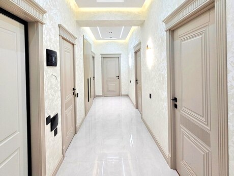 4 rooms · 127 m² · floor 10/16, Qara Qarayev