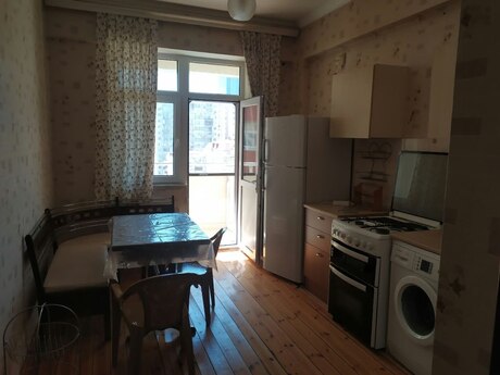 Сдаётся 3-комнатная квартира в новостройке, Şah İsmayıl Xətai, 115 м², 1 050 AZN/мес, фото 2 / 12