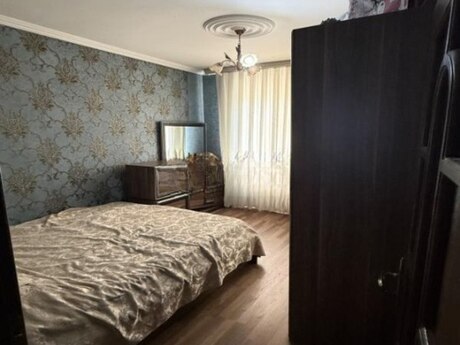 Elan №6538399 - Bakı, Yeni Günəşli q., 3 otaqlı, 80 m², 5/9 mərtəbə