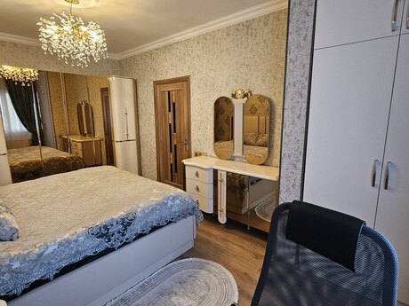 Köhnə Günəşlidə 4 otaqlı köhnə tikili mənzil satılır, 80 m², 178 000 AZN, şəkil 2 / 12