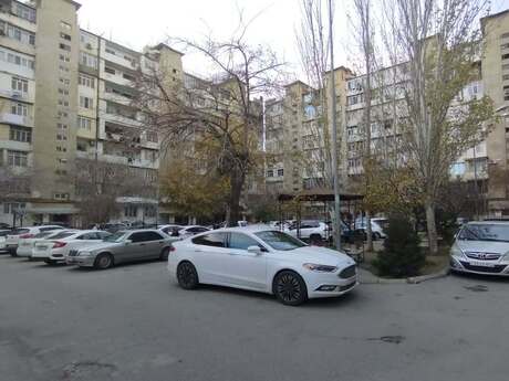 3-room old-build apartment for sale in 8-ci mikrorayon, 85 m², 209 000 AZN, photo 2 / 12