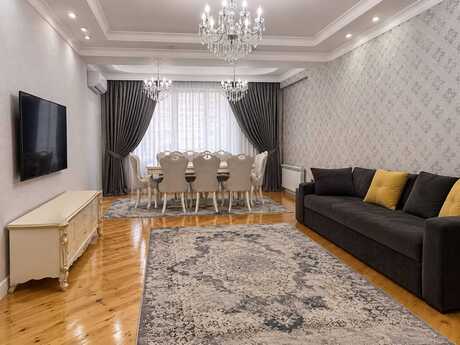 3 otaq · 135 m²