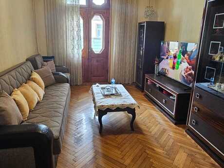 Сдаётся 3-комнатная квартира в старом фонде, 28 May, 70 м², 900 AZN/мес, фото 4 / 12