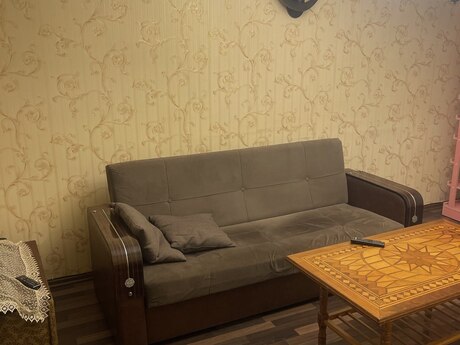 2 otaq · 60 m² · 4/5 mərtəbə, Elmlər Akademiyası