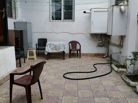 Əmircanda 3 otaqlı həyət evi satılır, 75 m², 85 000 AZN, şəkil 2 / 12