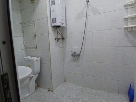 9-cu mikrorayonda 2 otaqlı köhnə tikili mənzil kirayə verilir, 50 m², 450 AZN/ay, şəkil 5 / 9