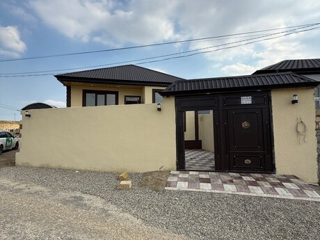 3 otaq · 72 m², Digah