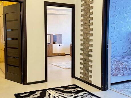 4 otaqlı mənzil, 112 m², Xətai, 1 200 AZN