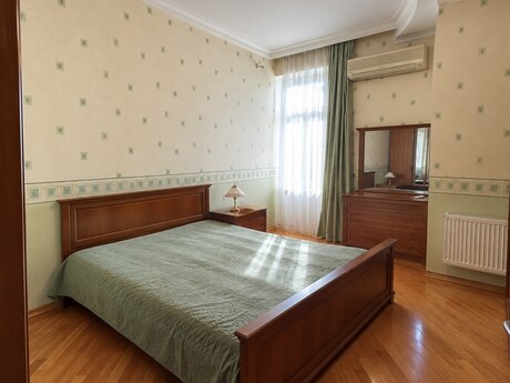 3-room new-build apartment for rent in Nizami, 130 m², 1 000 AZN/mo, photo 5 / 12