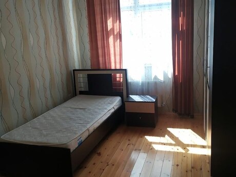 Сдаётся 3-комнатная квартира в новостройке, Şah İsmayıl Xətai, 115 м², 1 000 AZN/мес, фото 4 / 12