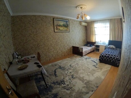 2 otaq · 70 m² · 8/9 mərtəbə, Xalqlar Dostluğu