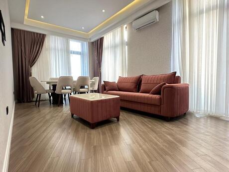 Nizami City kompleksində 2 otaqlı yeni tikili mənzil kirayə verilir, 100 m², 1 500 AZN/ay, şəkil 2 / 12