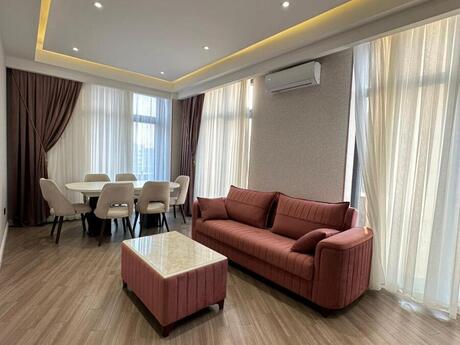 Nizami City kompleksində 2 otaqlı yeni tikili mənzil kirayə verilir, 100 m², 1 500 AZN/ay, şəkil 4 / 12