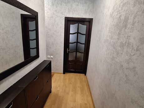 8-ci mikrorayonda 1 otaqlı köhnə tikili mənzil satılır, 42 m², 142 000 AZN, şəkil 3 / 12