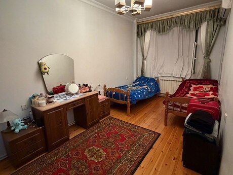 3 otaq · 100 m² · 1/9 mərtəbə, 1-ci mikrorayon