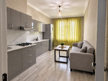 2 otaq · 85 m² · 6/13 mərtəbə, Memar Əcəmi