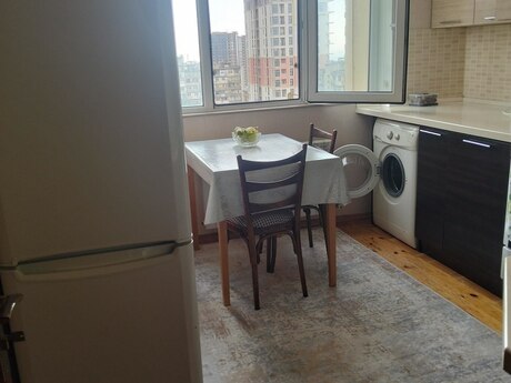 3 otaq · 85 m²