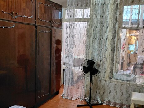 İçəri Şəhərdə 2 otaqlı köhnə tikili mənzil satılır, 31 m², 116 000 AZN, şəkil 5 / 10