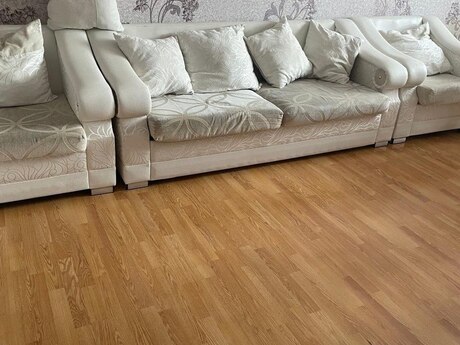 8-ci mikrorayonda 2 otaqlı köhnə tikili mənzil kirayə verilir, 42 m², 700 AZN/ay, şəkil 2 / 9