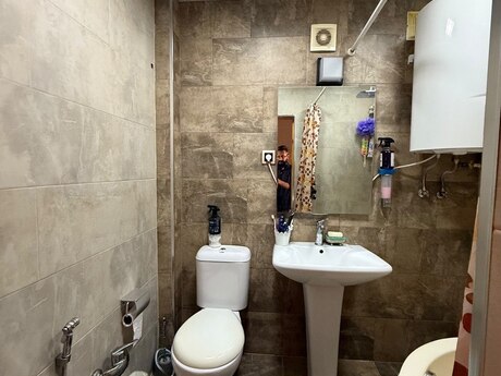 Lökbatanda 2 otaqlı köhnə tikili mənzil kirayə verilir, 65 m², 500 AZN/ay, şəkil 5 / 9