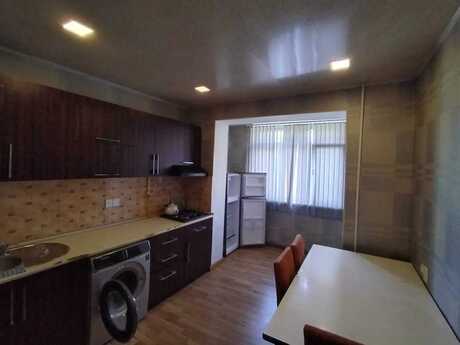 Memar Əcəmidə 3 otaqlı yeni tikili mənzil kirayə verilir, 85 m², 650 AZN/ay, şəkil 5 / 8
