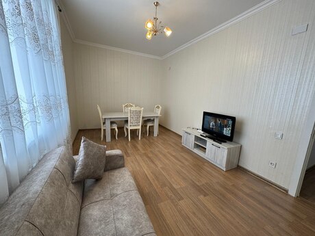 Hövsanda 3 otaqlı yeni tikili mənzil kirayə verilir, 77 m², 490 AZN/ay, şəkil 2 / 12