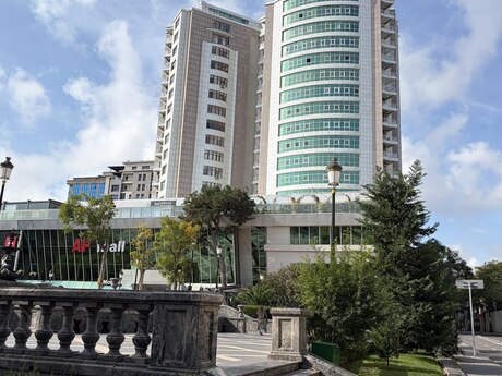3 otaq · 76 m² · 4/4 mərtəbə, Sahil