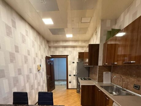2 rooms · 105 m²