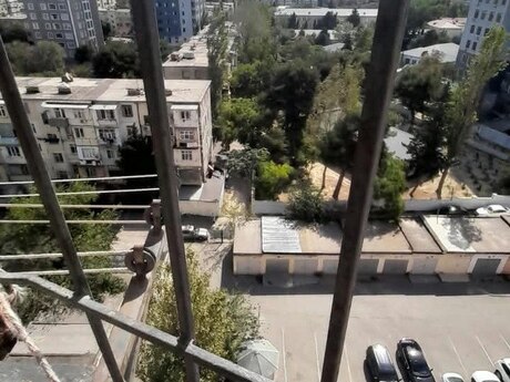 Memar Əcəmidə 4 otaqlı köhnə tikili mənzil satılır, 130 m², 230 000 AZN, şəkil 3 / 12