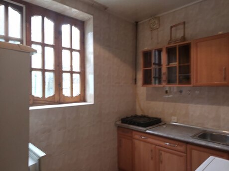 Yeni Suraxanıda 2 otaqlı köhnə tikili mənzil kirayə verilir, 50 m², 400 AZN/ay, şəkil 3 / 4