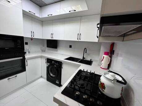 Badamdarda 4 otaqlı köhnə tikili mənzil satılır, 66 m², 250 000 AZN, şəkil 5 / 12