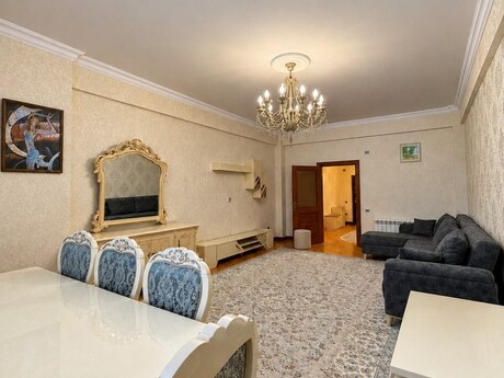 Elmlər Akademiyasında 3 otaqlı yeni tikili mənzil satılır, 140 m², 350 000 AZN, şəkil 2 / 12